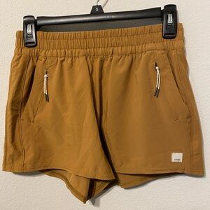 Vuori Women’s Dash 3” Performance Shorts Golden Yellow S